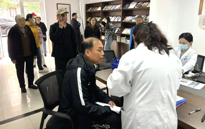 “圈”啟新篇：養(yǎng)老消費(fèi)服務(wù)進(jìn)社區(qū)