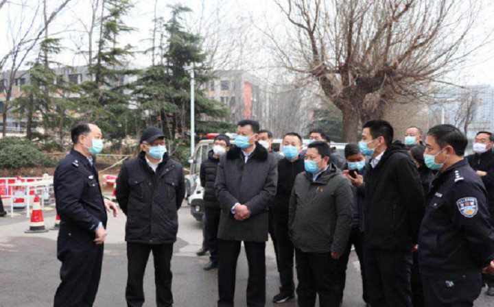 濟(jì)南市人大常委會(huì)副主任許強(qiáng)蒞臨常春藤項(xiàng)目督導(dǎo)疫情防控工作