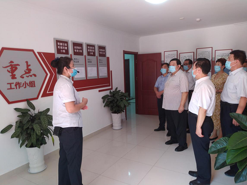 濰坊市政協(xié)領(lǐng)導蒞臨泰安魯商中心進行工作調(diào)研