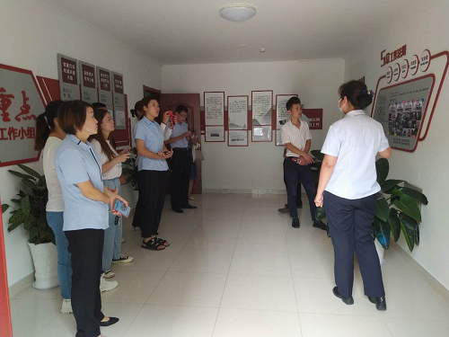 泰安市岱岳區(qū)物業(yè)協(xié)會參觀泰安魯商中心紅色物業(yè)